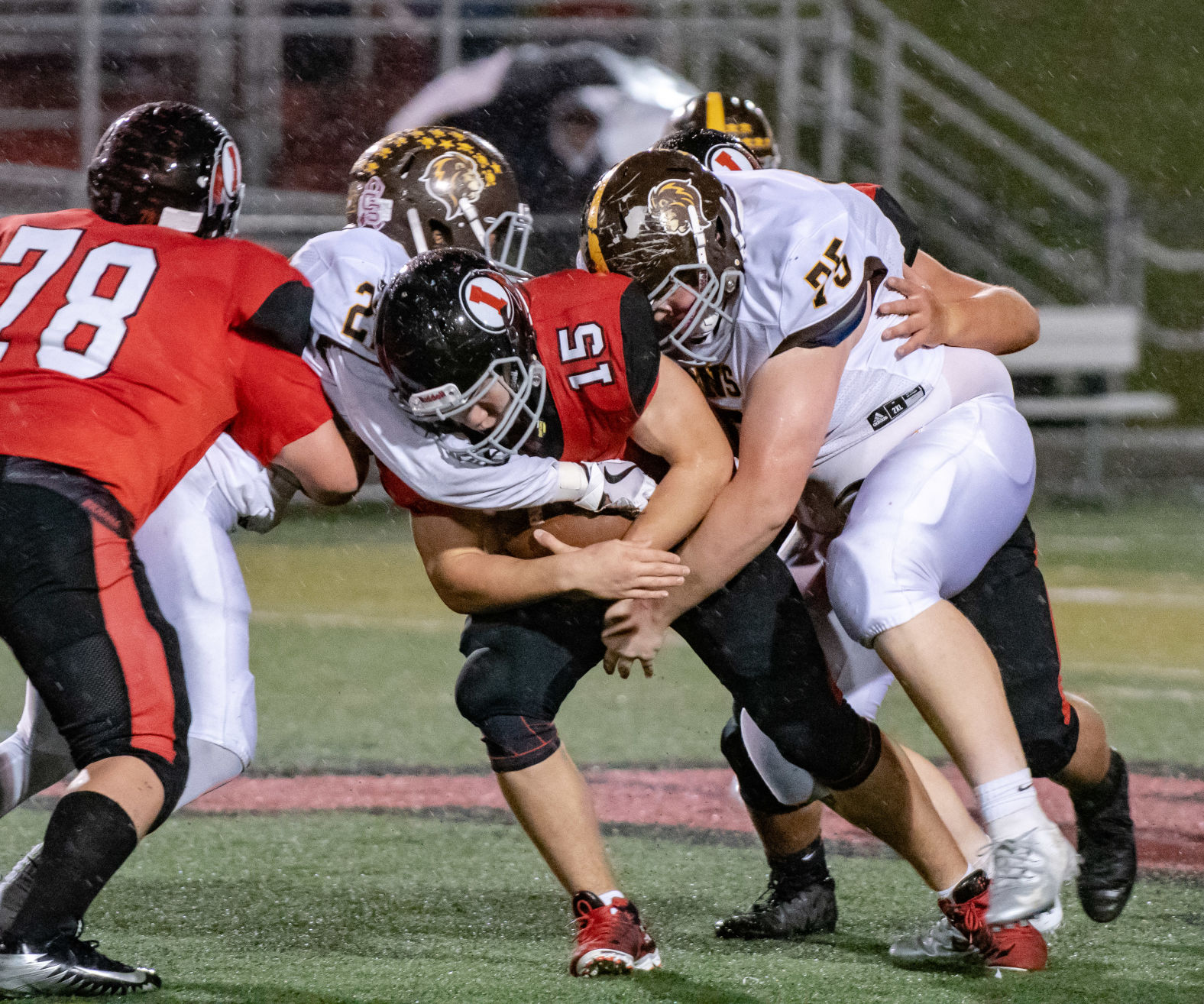 Greensburg Salem 17, Indiana 0 8484